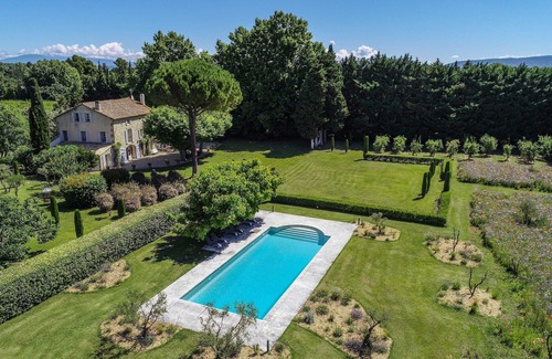 St.-Remy-de-Provence House | 7 to 9BR/7BA House w Pool, Tennis, AC, 8 Acres -St Remy (Fully serviced option)