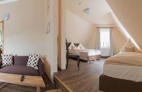 Lohr am Main House | 7 Zwerge Übernachtungspension