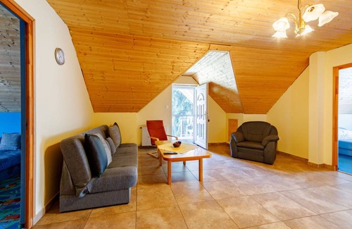 Balatonoszod Apartment | 70 m² Apartment ∙ 3 bedrooms ∙ 6 guests