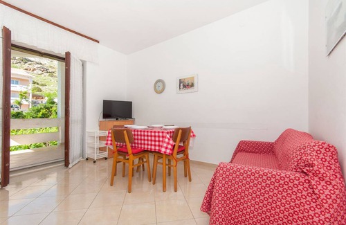 Pag Apartment | 70 m² Apartment ∙ 2 bedrooms ∙ 4 guests
