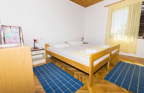Starigrad Apartment | 70 m² Apartment ∙ 3 bedrooms ∙ 6 guests