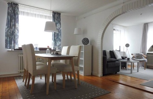 Wesselburen Apartment | 70 m² Apartment ∙ 2 bedrooms ∙ 4 guests