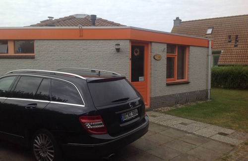 Julianadorp aan zee House | 70 m² Bungalow ∙ 3 bedrooms ∙ 6 guests