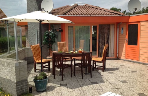 Julianadorp aan zee House | 70 m² Bungalow ∙ 3 bedrooms ∙ 6 guests