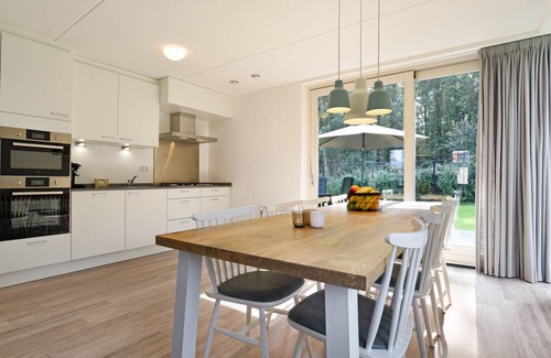 Kaatsheuvel House | 70 m² Bungalow ∙ 2 bedrooms ∙ 4 guests