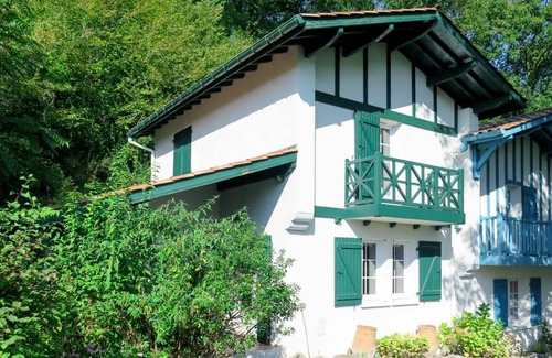 La Bastide-Clairence Apartment | 70 m² Apartment ∙ 3 bedrooms ∙ 8 guests