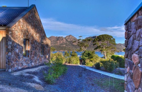 Coles Bay House | 70 m² House ∙ 1 bedroom ∙ 2 guests