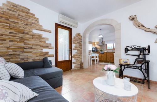 Son Moja House | 70 m² House ∙ 2 bedrooms ∙ 3 guests