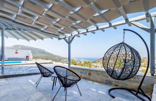 Paros House | 70 m² House ∙ 2 bedrooms ∙ 4 guests