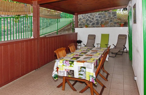 Le Portail House | 70 m² House ∙ 2 bedrooms ∙ 4 guests