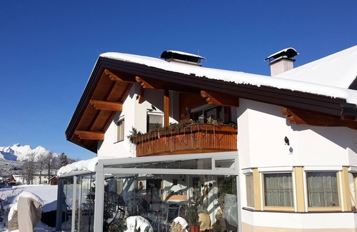 Obsteig Apartment | 70 m2 luxurious apartment in beautiful surroundings on the mountain sun plateau
