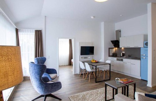Elmenhorst/Lichtenhagen Apartment | 70 m² Serviced apartment ∙ 2 bedrooms ∙ 4 guests