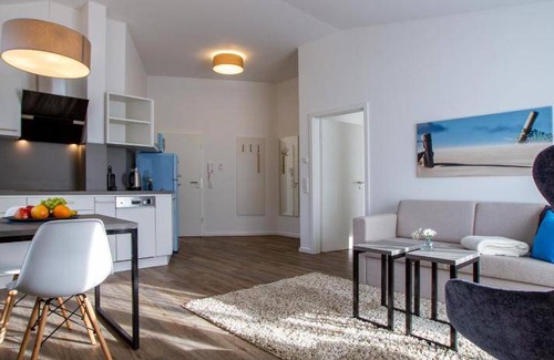 Elmenhorst/Lichtenhagen Apartment | 70 m² Serviced apartment ∙ 2 bedrooms ∙ 4 guests