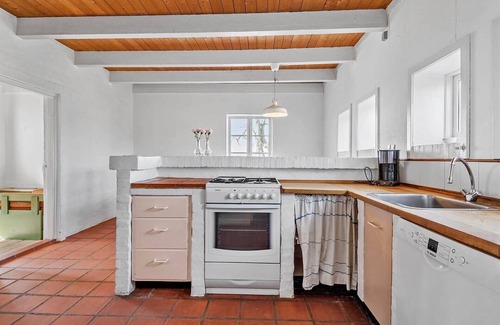 Bog By House | 7017 Bogø By - Fruekildevej 17