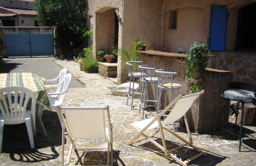 Roquefort-la-Bedoule Apartment | 70m² apartment, quietly situated in the hills only 10min from the sea