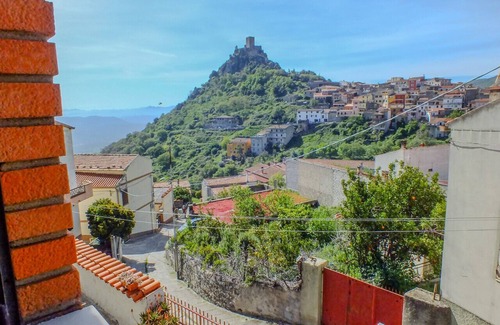 Burgos House | 70s House - Sardinia