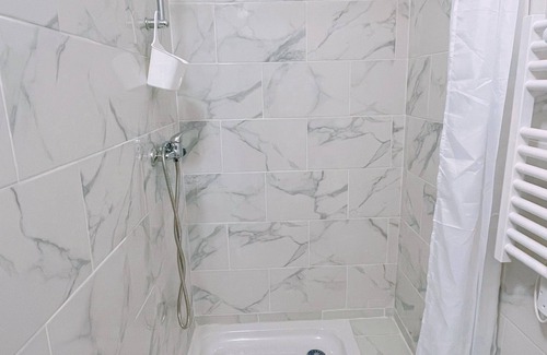 Bagnolet Apartment | 712 Studio à Deux pas du Métro eet de Paris 20 ème