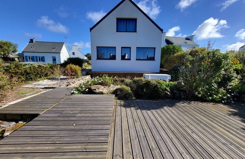 Poulgoazec House | 714-Modern house 300m from the sea and the GR34