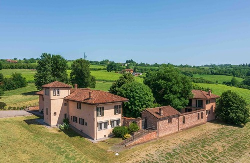 La Morra Villa | 718 m² Villa ∙ 5 bedrooms ∙ 10 guests