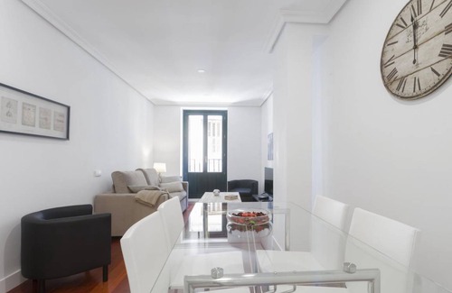 Malasana Apartment | 72 m² Apartment ∙ 1 bedroom ∙ 4 guests