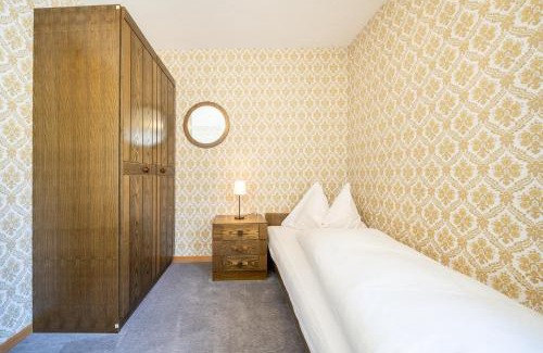 Vulpera Apartment | 7202 Zweckmaessig eingerichteten Wohnung mit gedecktem Balkon