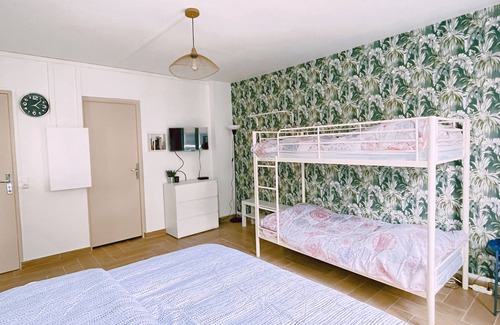 Bagnolet Apartment | 721 Functional apartment close to the metro and Paris 20 ème