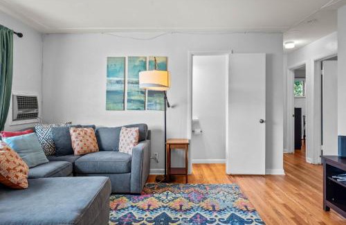 Lakewood House | 7290 W 10th Ave