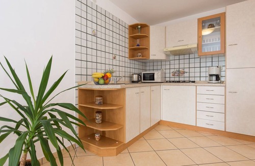 Punat Apartment | 73 m² Apartment ∙ 2 bedrooms ∙ 5 guests