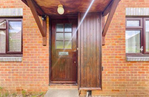 Guildford Apartment | 73 m² Apartment ∙ 2 bedrooms ∙ 6 guests