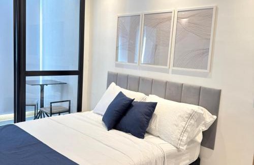 Se Apartment | 73NV Studio Liberdade SP 300 metros Estação Japão Liberdade acomoda até 03 pessoas