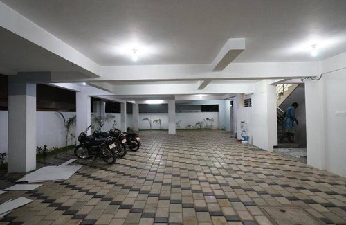Tiruchirappalli Apartment | 743 m² Apartment ∙ 2 bedrooms ∙ 4 guests