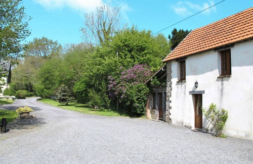 Savigny Other | 75 m² Accommodation ∙ 2 bedrooms ∙ 4 guests