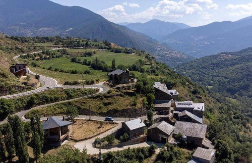Sort Apartment | 75 m² Apartment ∙ 2 bedrooms ∙ 6 guests