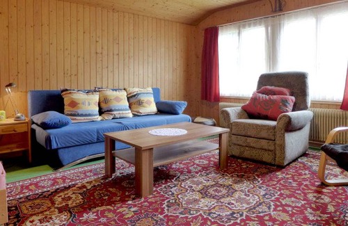 Frutigen Apartment | 75 m² Apartment ∙ 2 bedrooms ∙ 4 guests