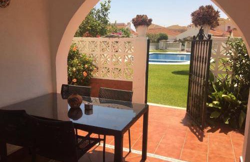 Torremolinos Ski Chalet | 75 m² Chalet ∙ 2 bedrooms ∙ 5 guests