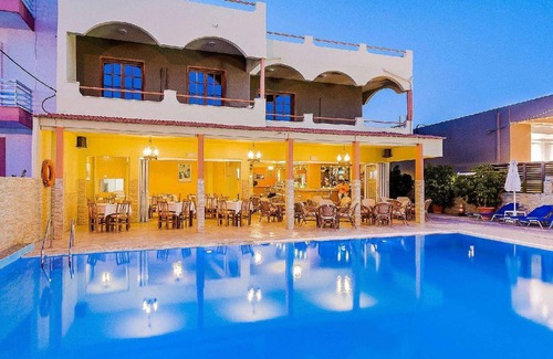 Petaloudes Apartment | 75 m² Serviced apartment ∙ 2 bedrooms ∙ 127 guests