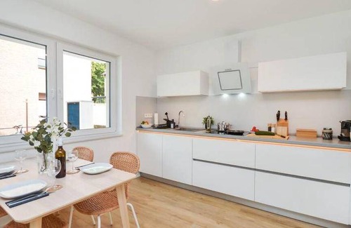 Brackwede Apartment | 77 m² Apartment ∙ 2 bedrooms ∙ 5 guests