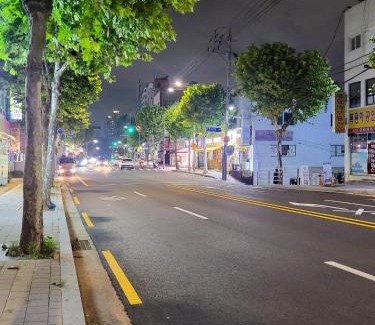 Yangcheon Apartment | 77m2 K-ROOM, 3 Bedrooms, 2 Bathrooms, 4min to Subway