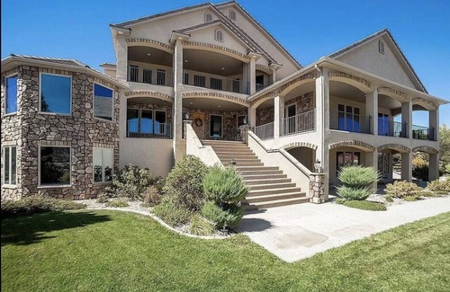 Cedar City House | 7800 SF Mansion! 7 BR 6 1/2 Bath! Theater, Gym & Game Room. Outrageous Views!