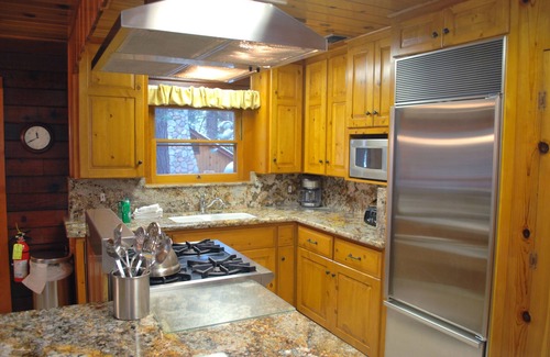 North Wawona Cabin | (79) Half Dome (1 Bedroom Only) at The Redwoods In Yosemite