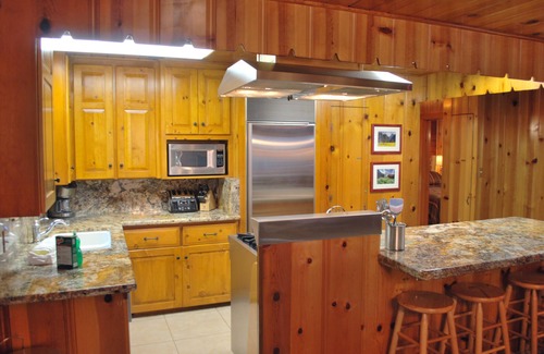 North Wawona Cabin | (79) Half Dome (1 Bedroom Only) at The Redwoods In Yosemite