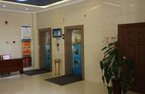 Dongsheng Hotel | 7Days Inn Dongsheng Railway Station