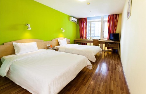 Yunyan District Hotel | 7Days Inn Guiyang Wenchang Pavilion