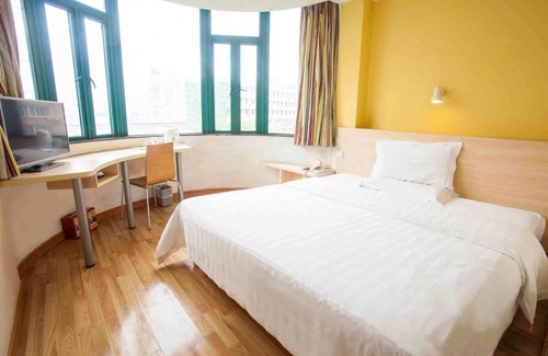 Luohu Hotel | 7Days Inn Shenzhen Hong Ling Subway Station