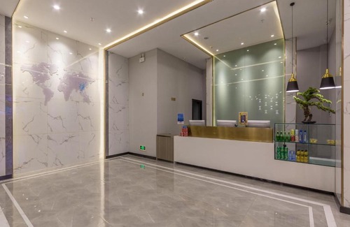 Kunming City Centre Hotel | 7Days Premium Kunming East Railway Station Juhua Airport Bus Metro Station Branch
