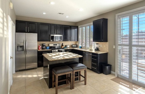 Summerlin House | 7ppl 4Qu2twins POOL/SPA Pets Pay kids ok Summerlin
