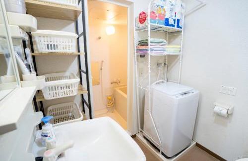 Takanawa Apartment | 7th floor 702 with elevator, Minato area, 40 square meters, near Tokyo Tower, direct train to Haneda Airport, Narita Airport