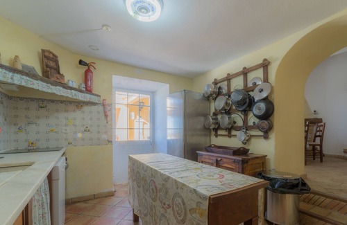 Loule Villa | 8 Bedroom Villa w/ Private Pool near Vilamoura