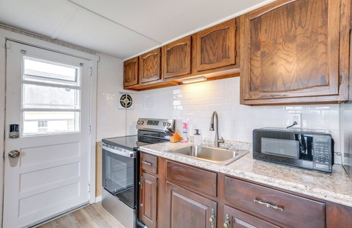 Surf City Apartment | 8 Mi Barnegat Lighthouse: Apt w/Balcony!