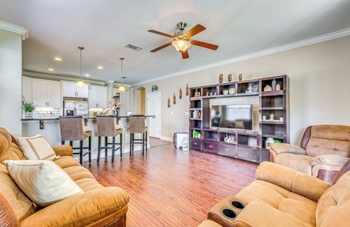 Mary Esther House | 8 Mi to Beach: Home in Mary Esther
